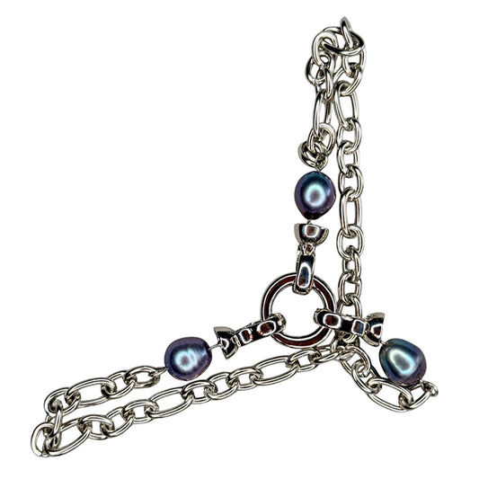 Finger Bracelet With Pearls