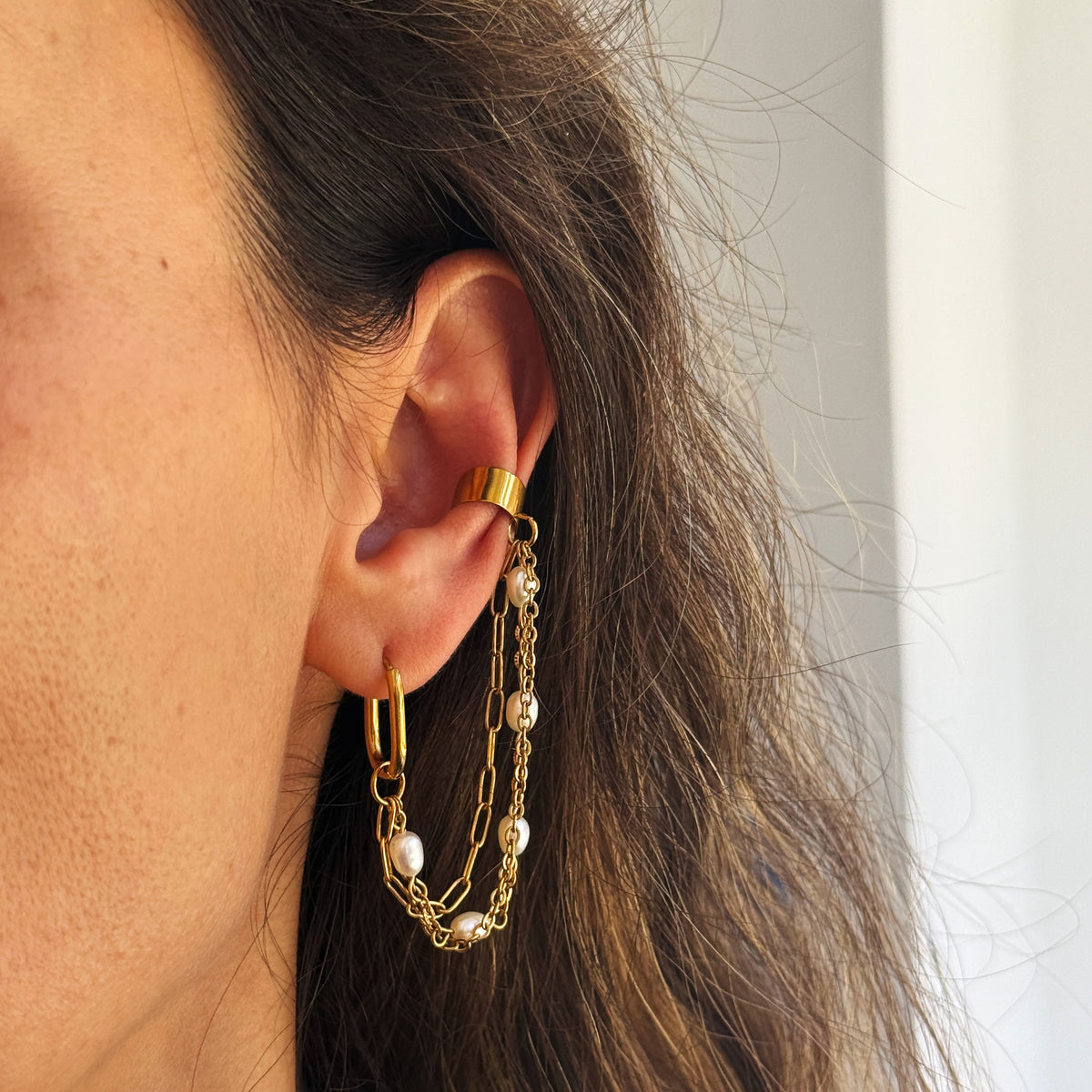 Monoearring Pearl Gold Chain