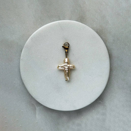 Pearl Cross Gold