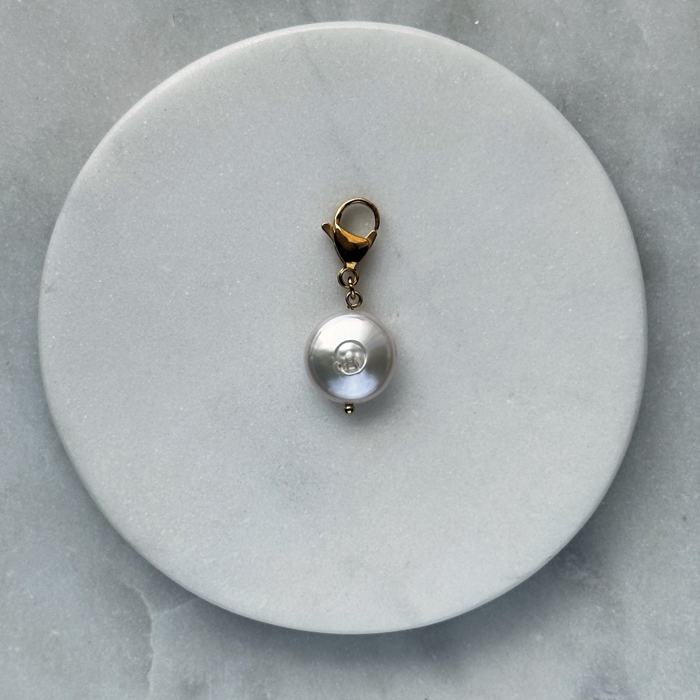Round Pearl Gold Carabiner