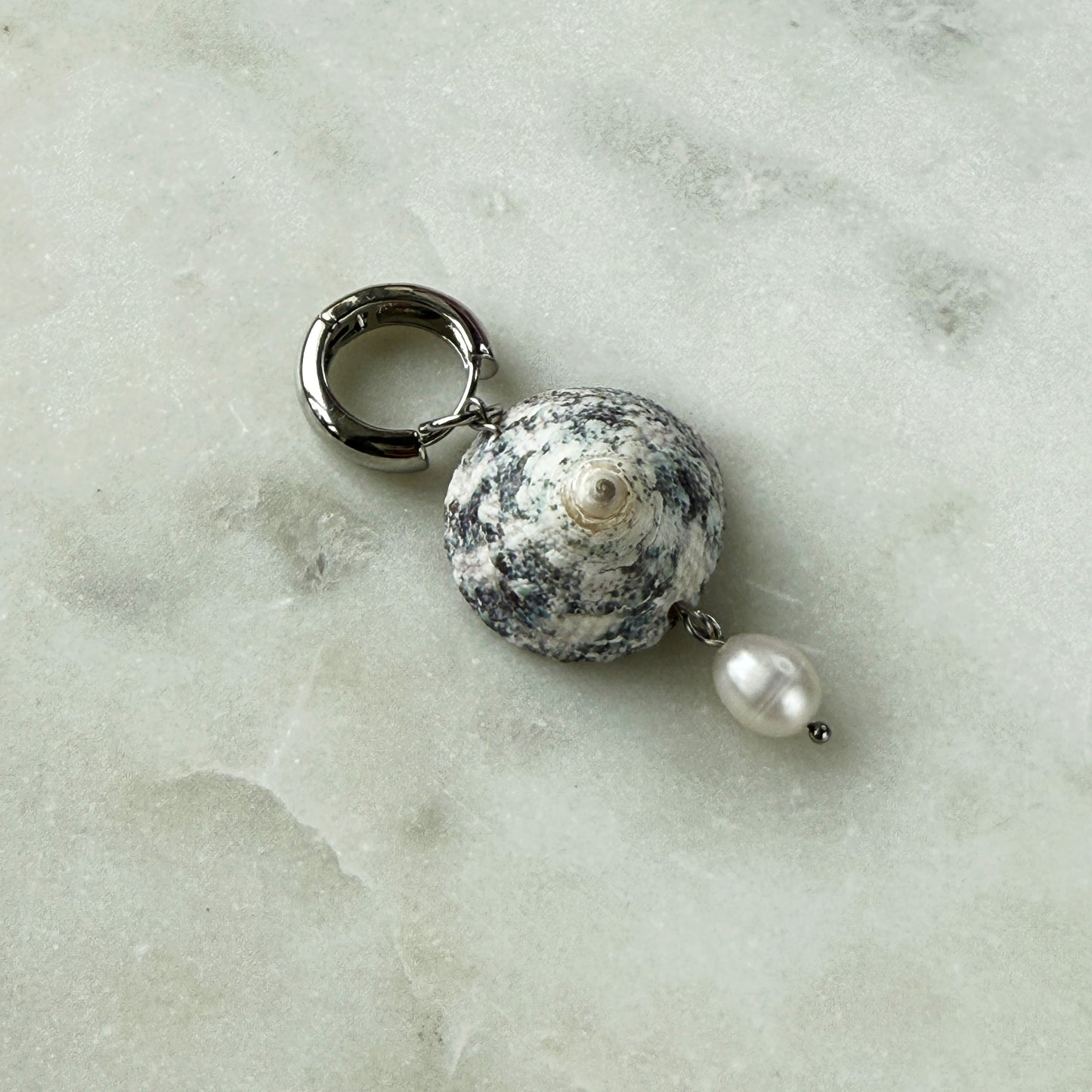 Shell Pendant With Pearls