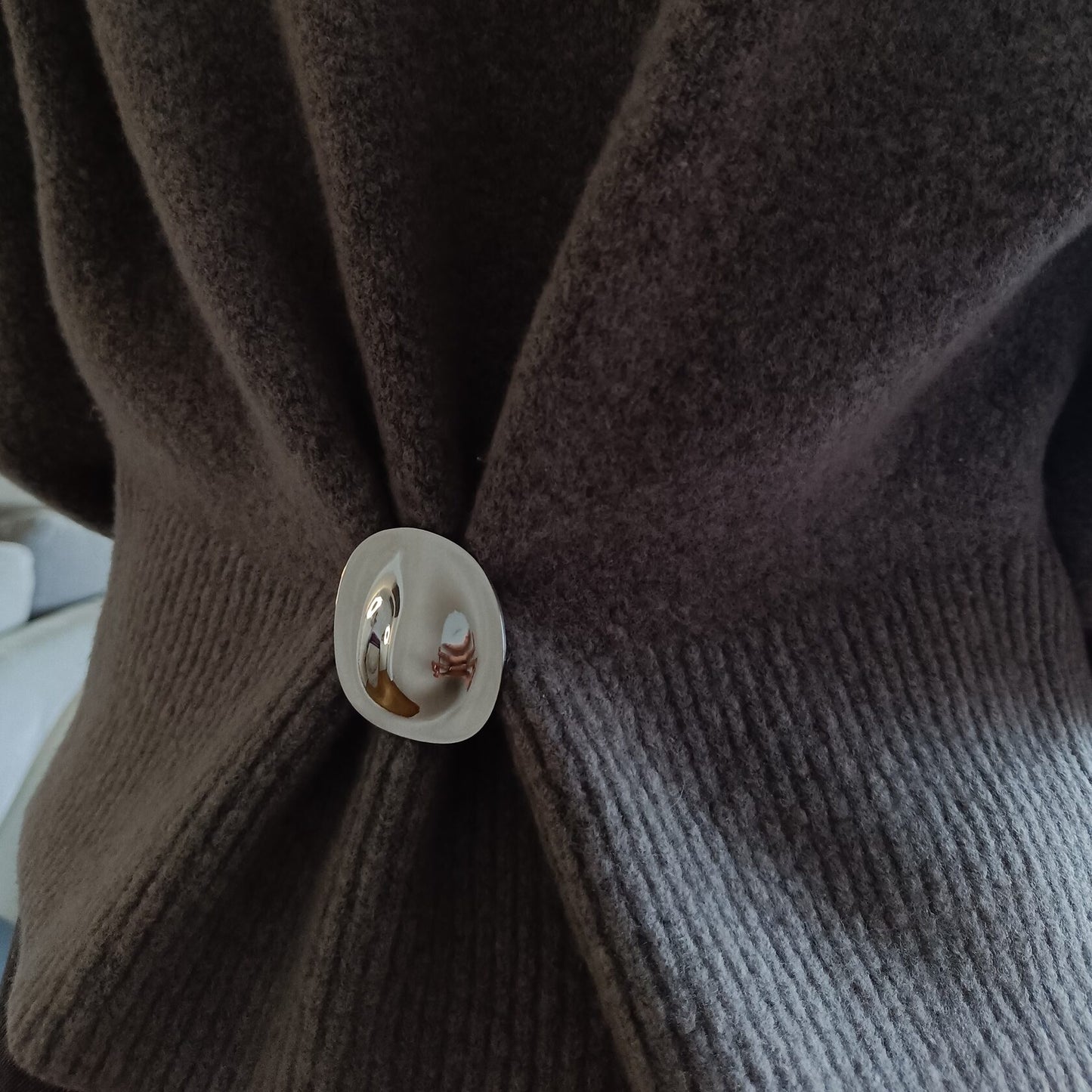 Sleek Steel Brooch Gold