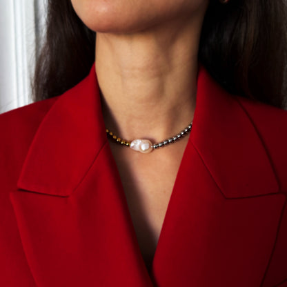 Bicolor Necklace With Large Pearl