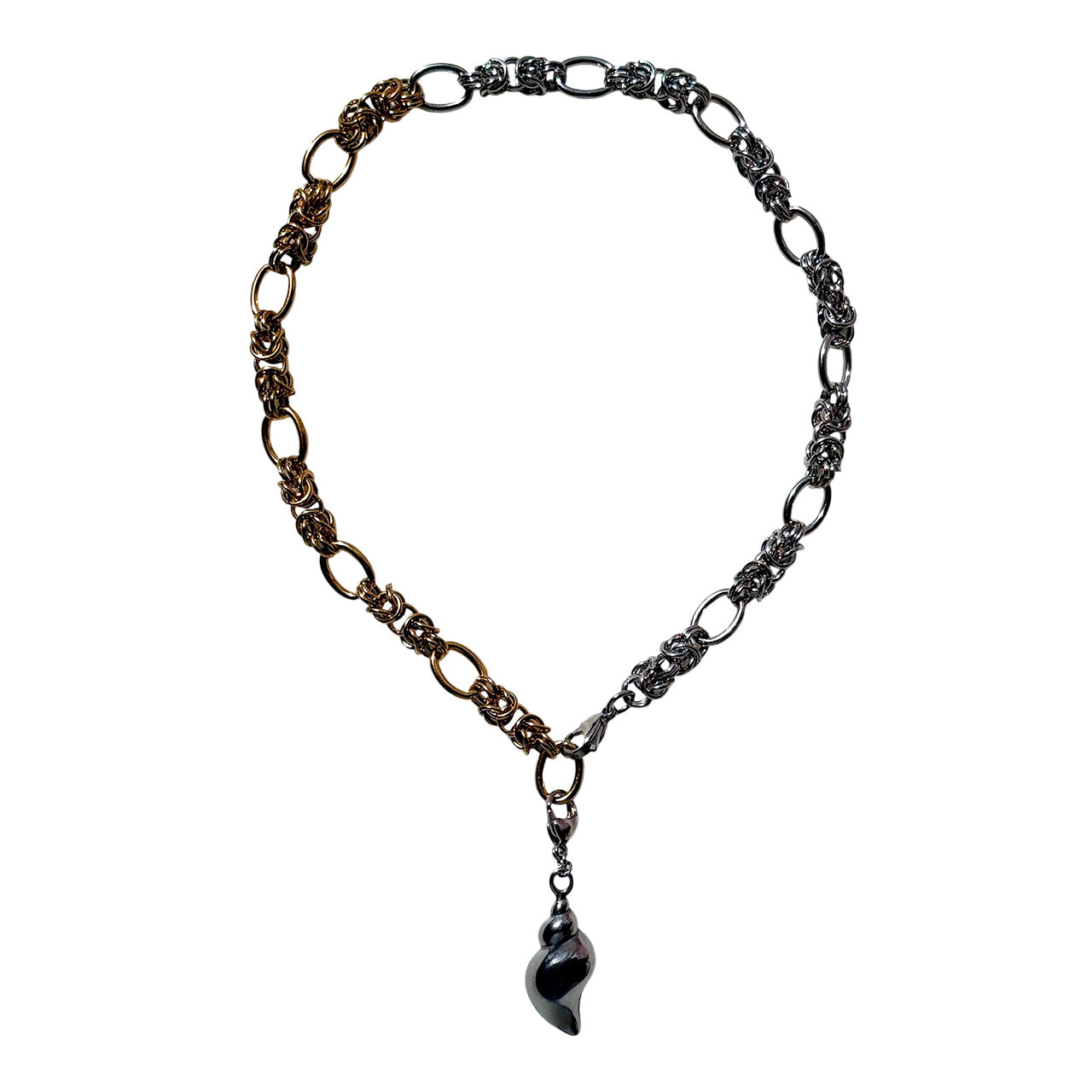 Bicolor Shell Necklace