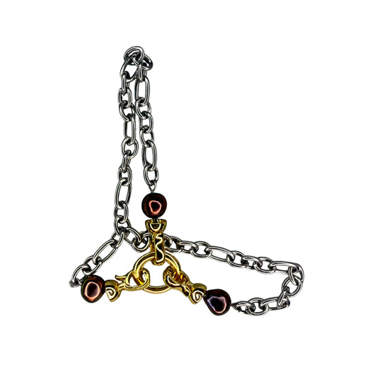 Finger Bracelet With Pearls