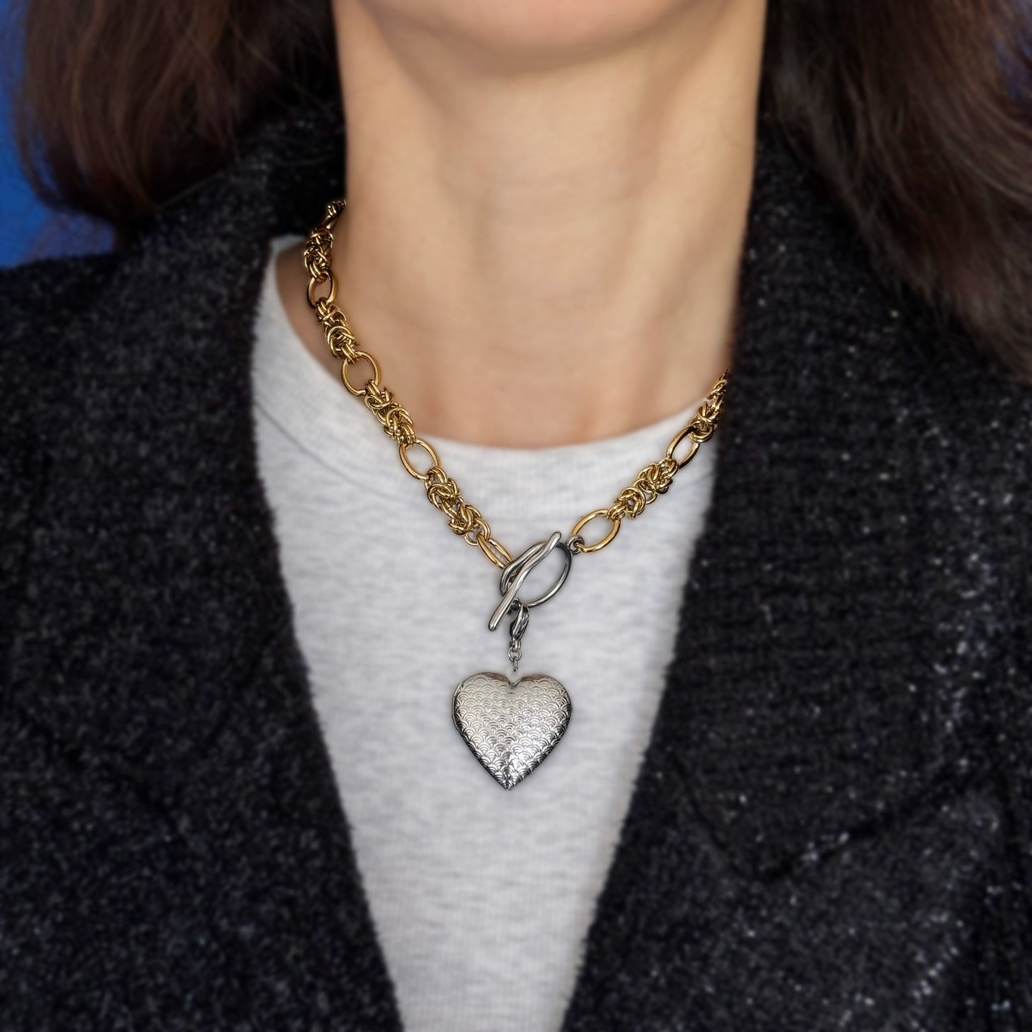 Bicolor Necklace With A Medallion In Silver