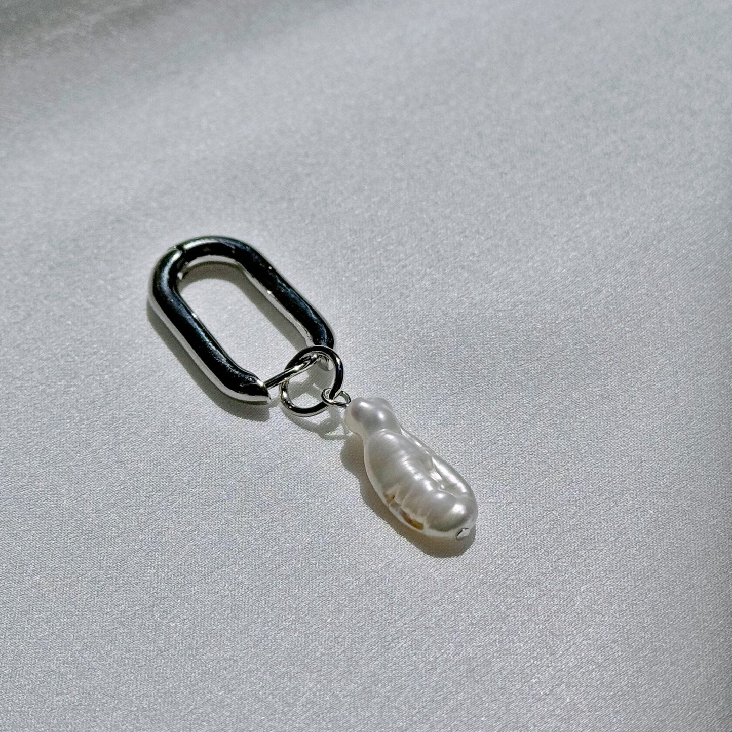 Biwa Elegance Charm