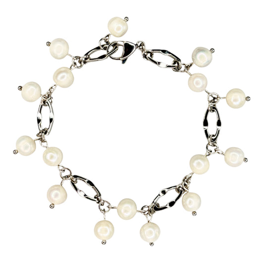 Bracelet With Berries From White Pearl