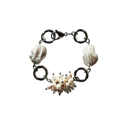 Bracelet From Large Pearls With Pearl Cluster