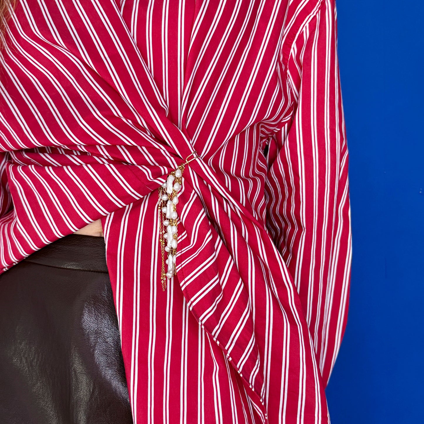 Brooch With Pearl And Chain Fringe