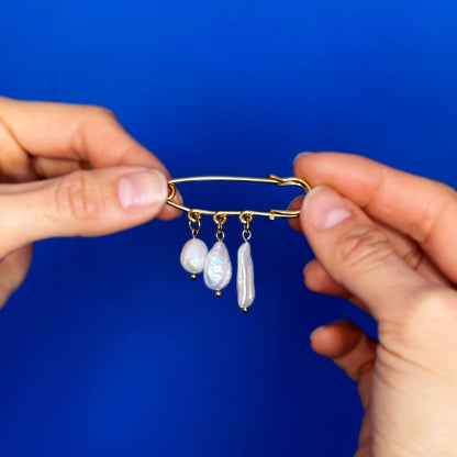 Brooch With Three Pearls