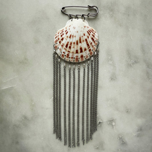 Brooch - Scallop Shell With Silver Fringe with Pearls