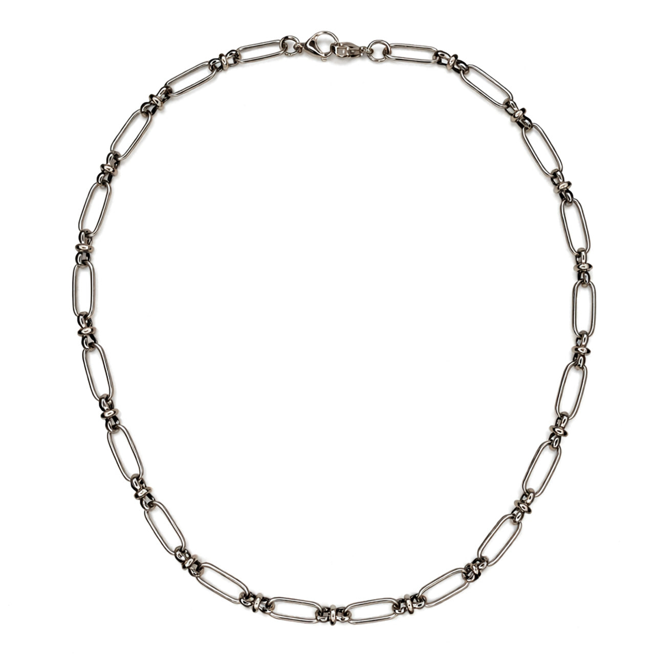 Chain With Large Links Minimalizm