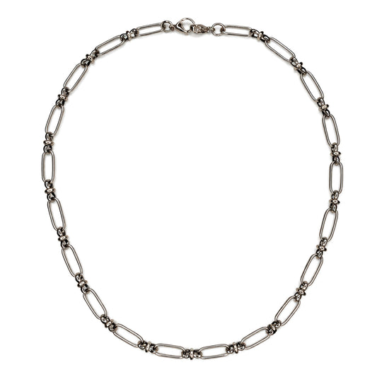 Chain With Large Links Minimalizm
