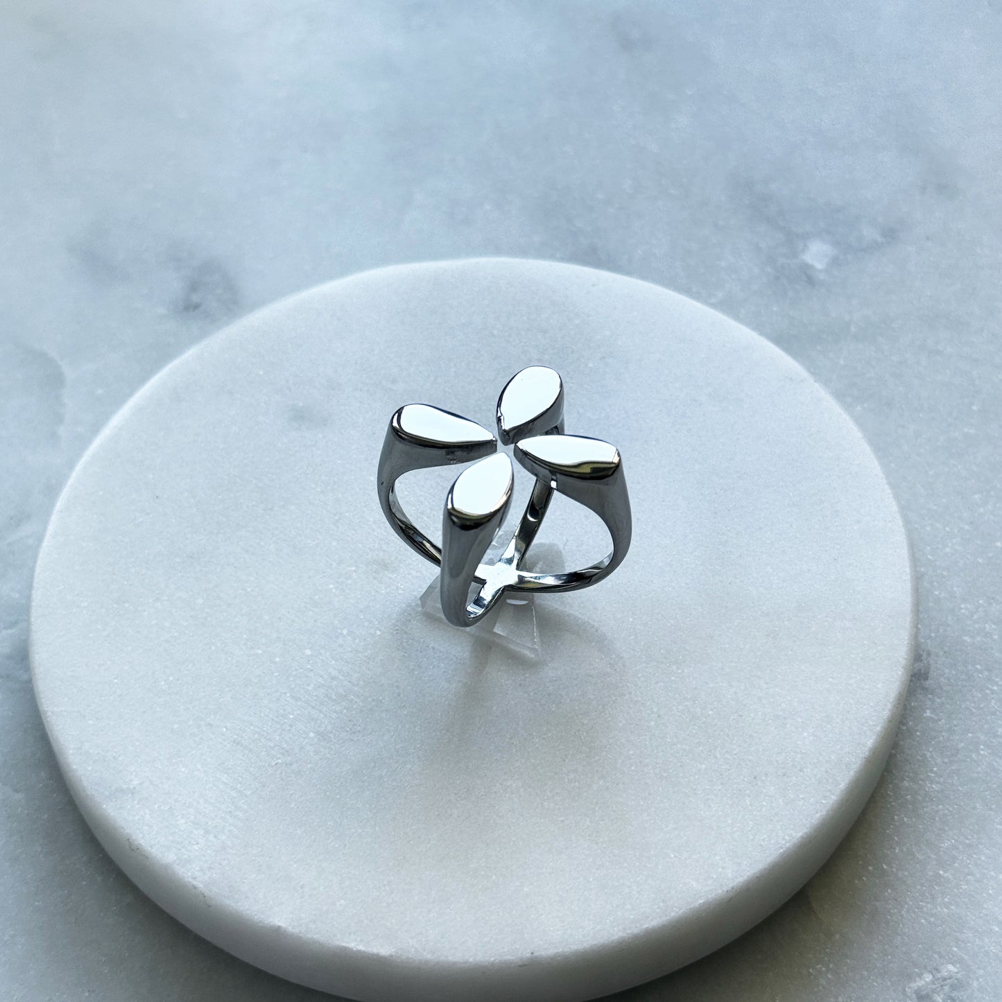 Gold Clover Ring