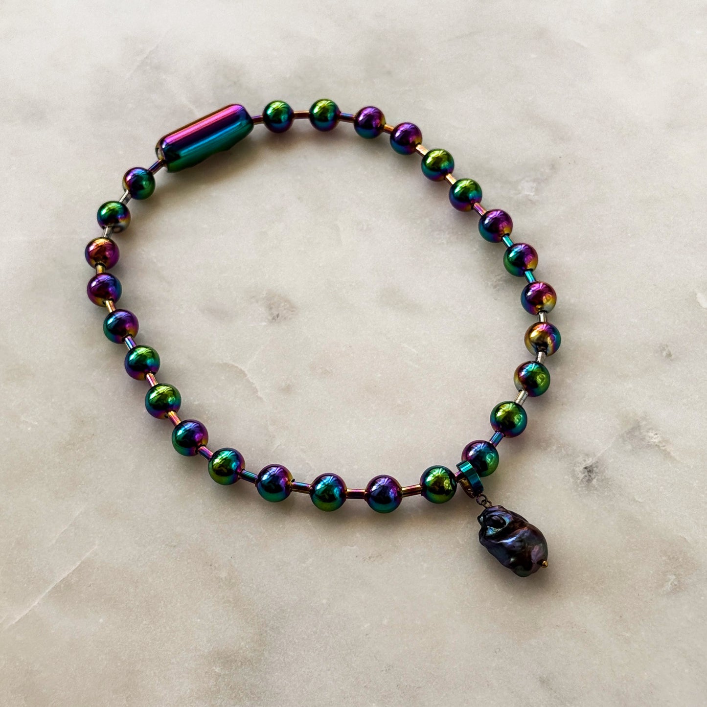 Iridescent Steel Choker With Pearl