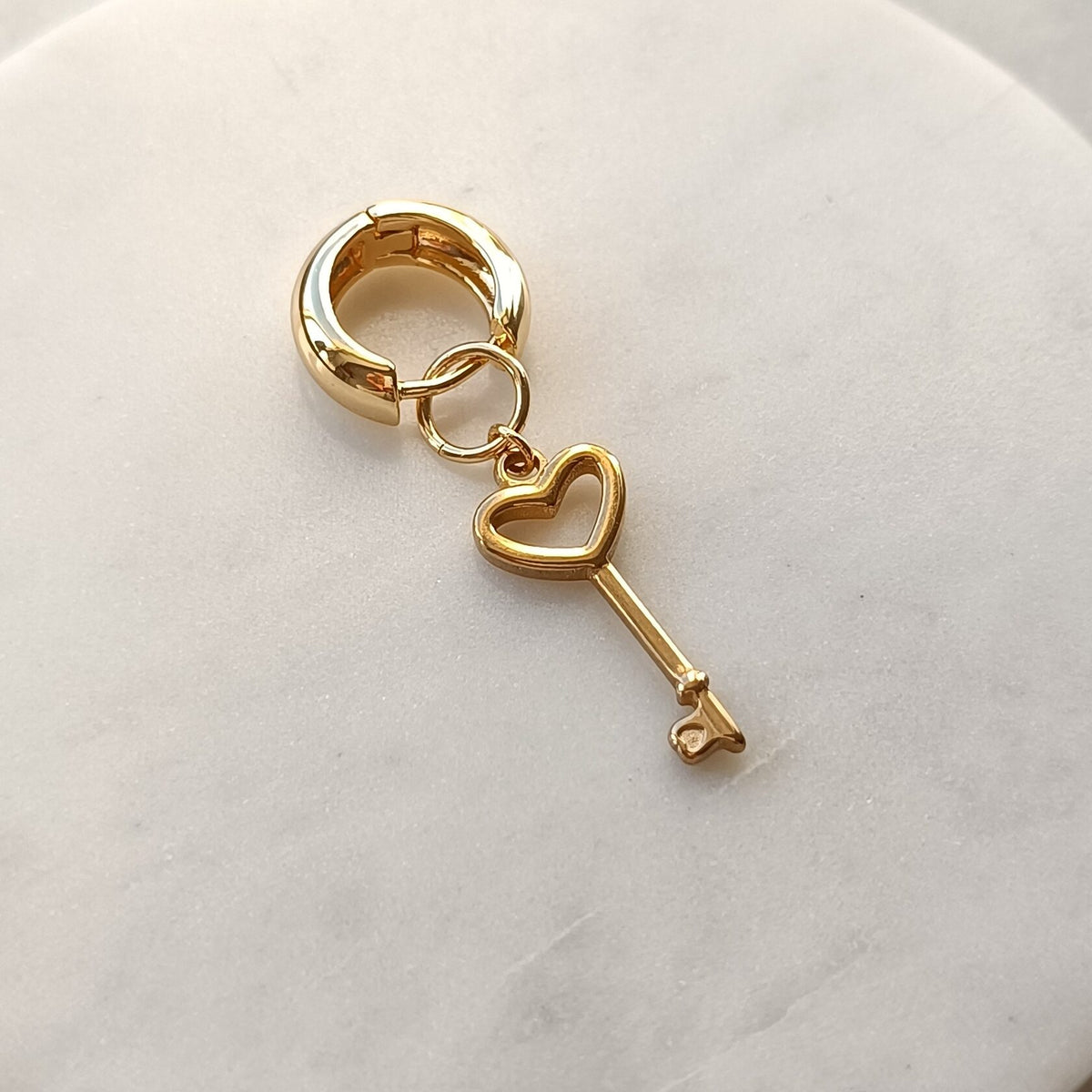 Lustrous Lock Key