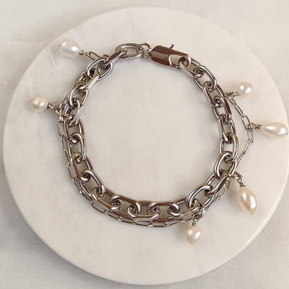 Modern Elegance Pearl Bracelet