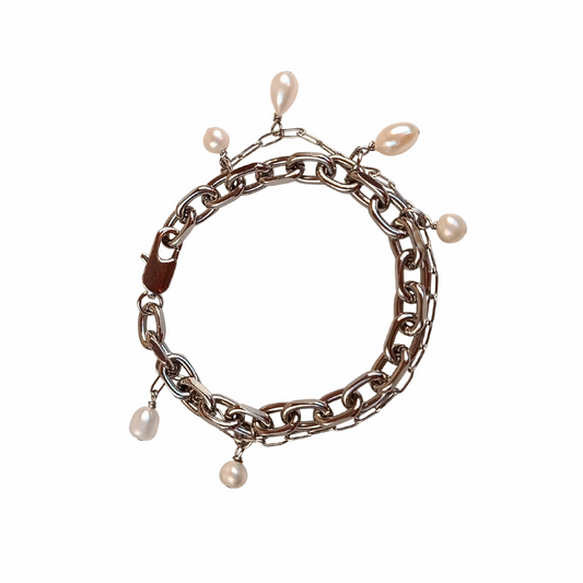 Modern Elegance Pearl Bracelet