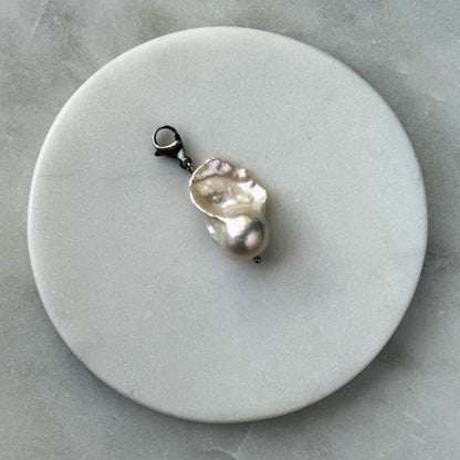 Natural Pearl Pendant