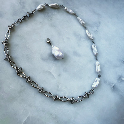 Necklace Transformer With Natural Keshi Pearl