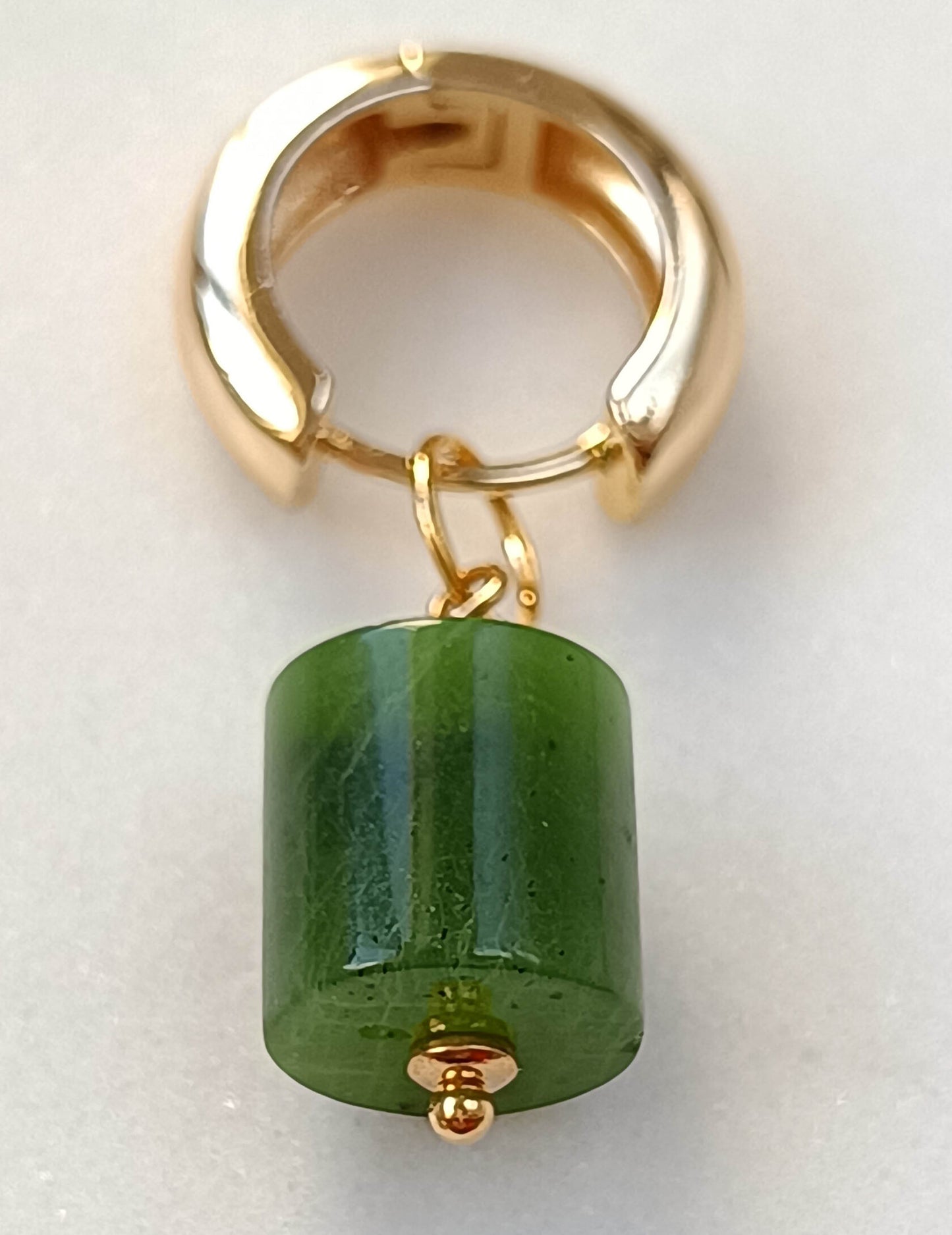 Nefrite Pillar of Serenity Charm