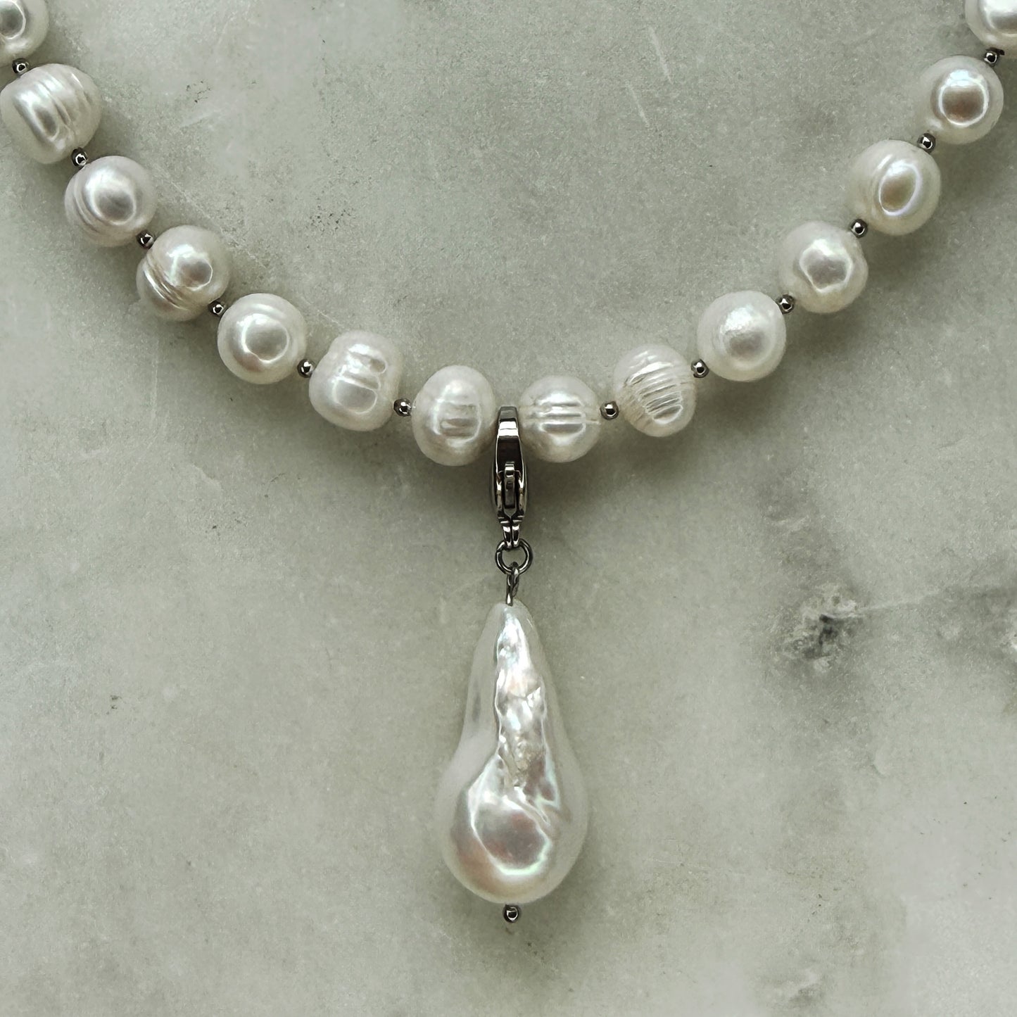 Pearl Choker with Removable Pendant
