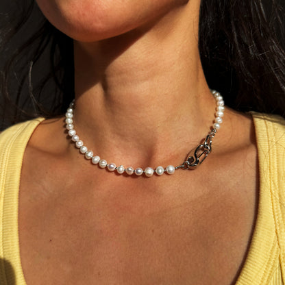 Pearl Choker with Removable Pendant