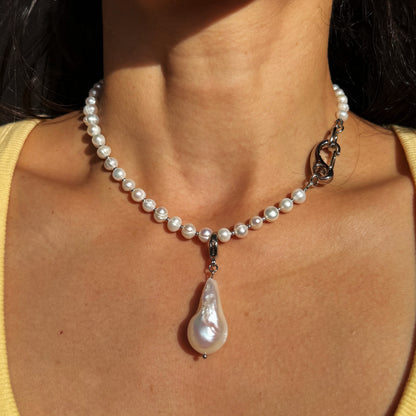 Pearl Choker with Removable Pendant
