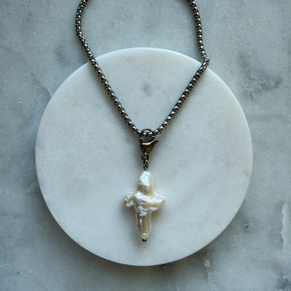 Pearl Cross Gold