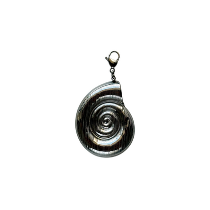 Pendant With Carabiner - Silver Shell Round
