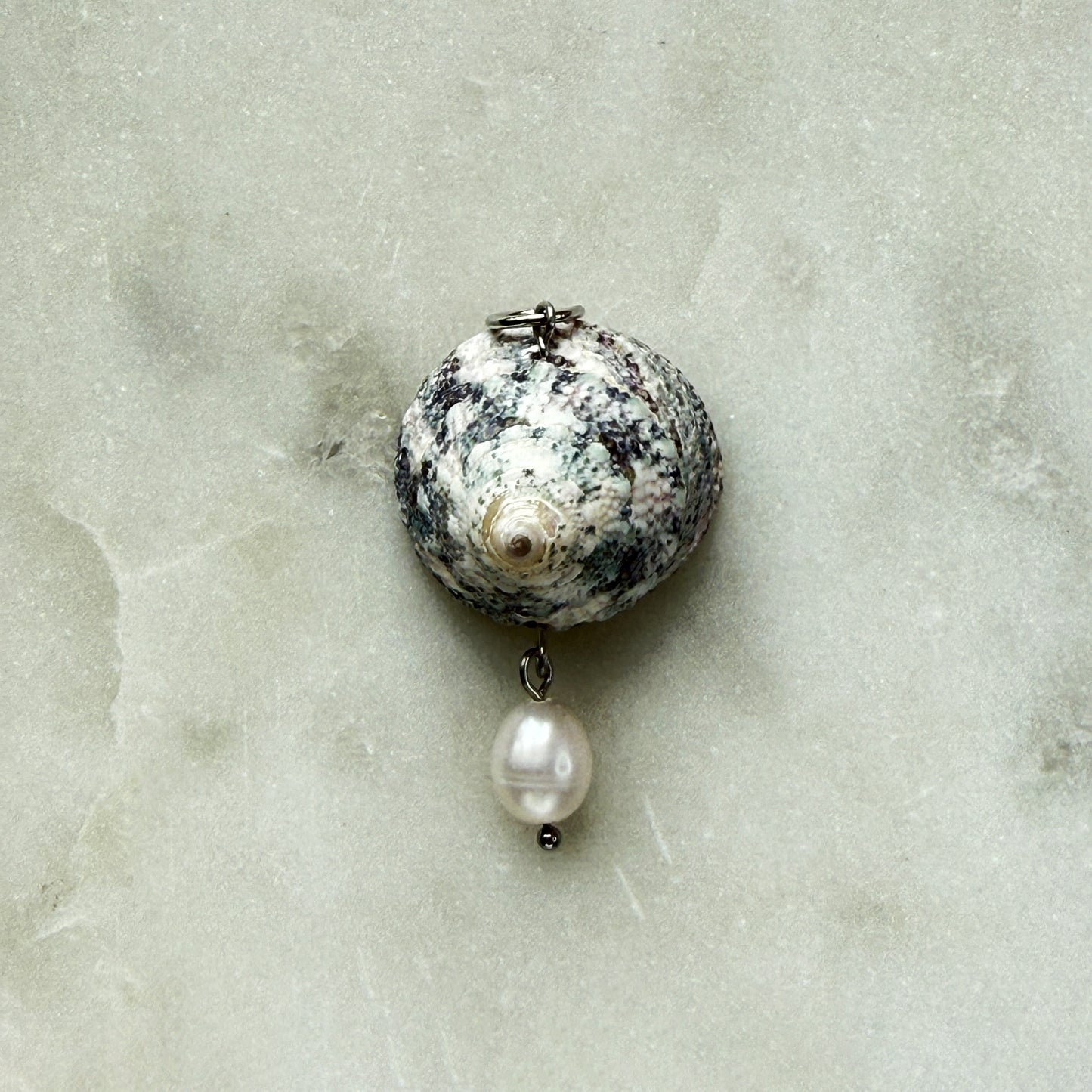 Shell Pendant With Pearls