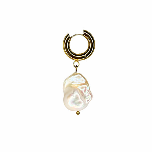 Single Earring With Large Pearl