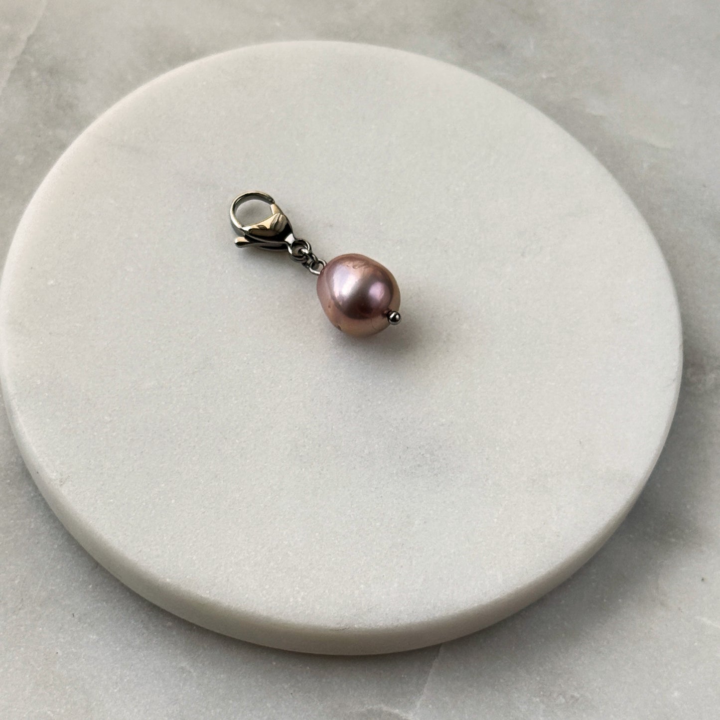 Smoky Pink Pearl Silver Carabiner