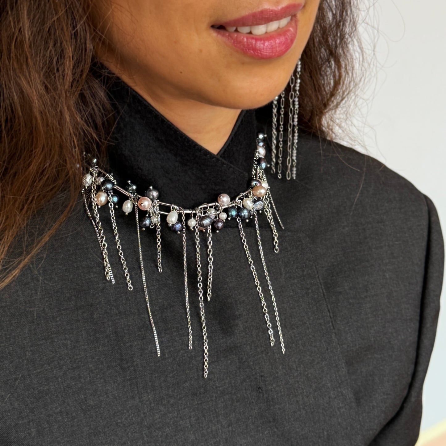 Three-Color Pearl Necklace with Chain Fringe