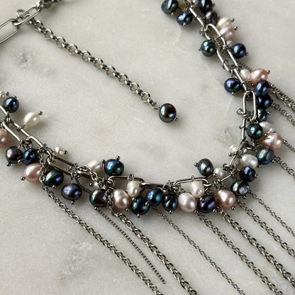 Three-Color Pearl Necklace with Chain Fringe