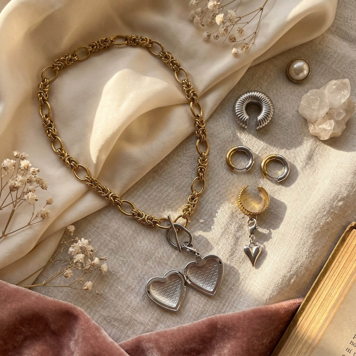 Set - A Medallion In Silver