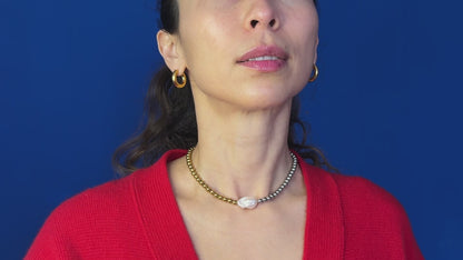 Bicolor Necklace With Large Pearl